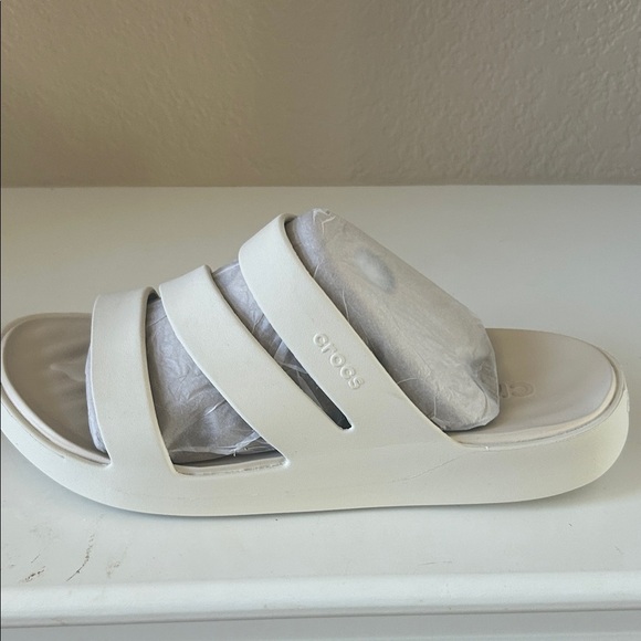 Women’s Off White Strappy Croc Slide Sandals - Picture 5 of 10